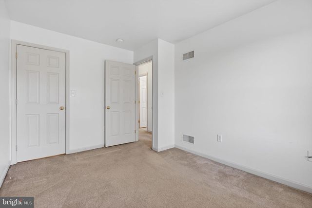 53 CHICKADEE CIR, Leola, PA 17540