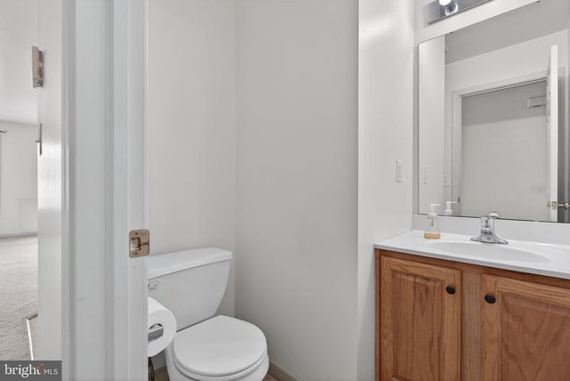 53 CHICKADEE CIR, Leola, PA 17540