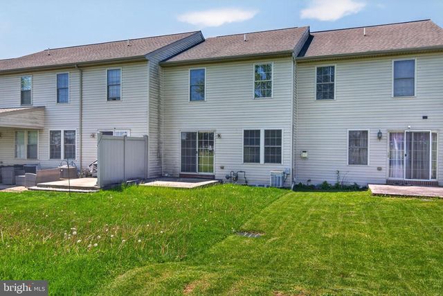 53 CHICKADEE CIR, Leola, PA 17540