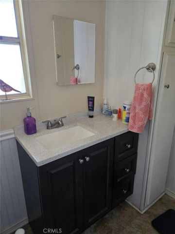 840 E Foothill 17, Azusa, CA 91702