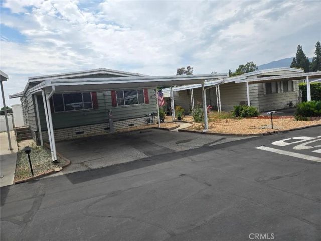 840 E Foothill 17, Azusa, CA 91702