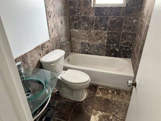 7275 W Sunrise Boulevard 7275l, Plantation, FL 33313