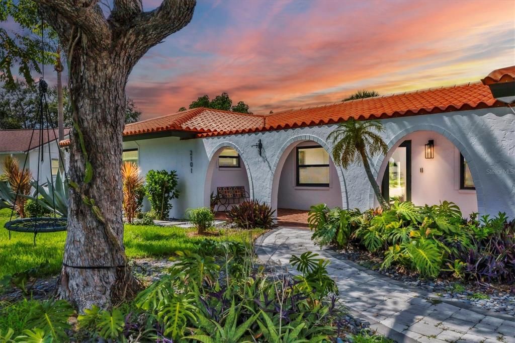 2101 RIVER RIDGE DRIVE, Sarasota, FL 34239