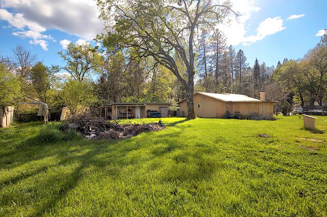 273 Genverna Glen, Grants Pass, OR 97527