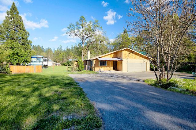 273 Genverna Glen, Grants Pass, OR 97527