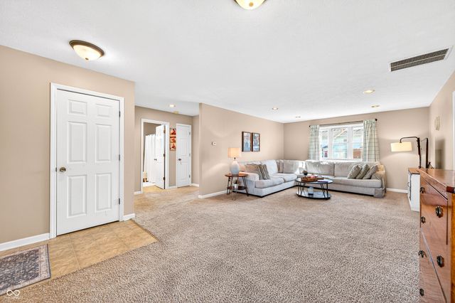 31 Watson Drive, Trafalgar, IN 46181