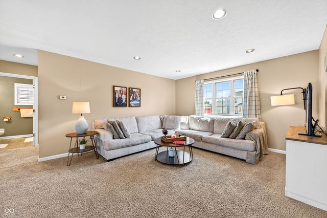 31 Watson Drive, Trafalgar, IN 46181