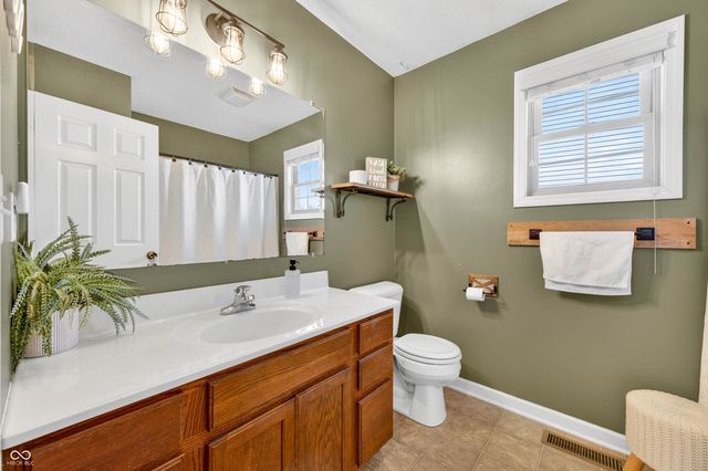 31 Watson Drive, Trafalgar, IN 46181