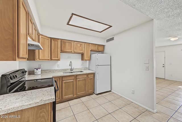 5123 N 68TH Avenue, Glendale, AZ 85303