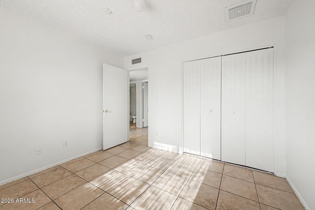 5123 N 68TH Avenue, Glendale, AZ 85303