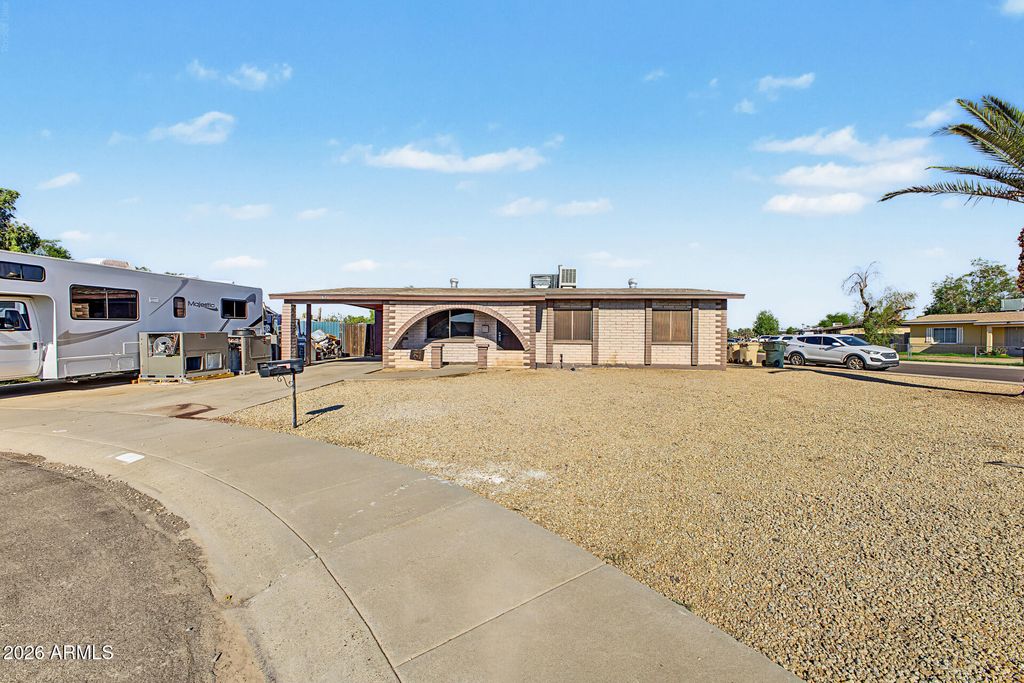 5123 N 68TH Avenue, Glendale, AZ 85303
