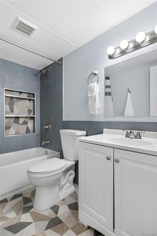 2281 S Vaughn Way 104A, Aurora, CO 80014