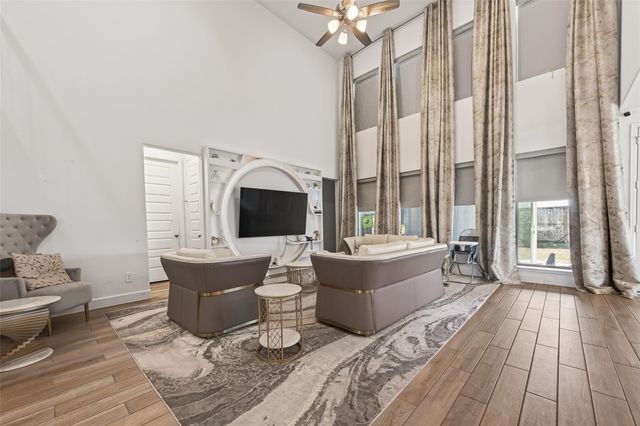 26619 Vega Pointe Lane, Richmond, TX 77406