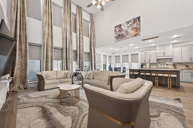 26619 Vega Pointe Lane, Richmond, TX 77406