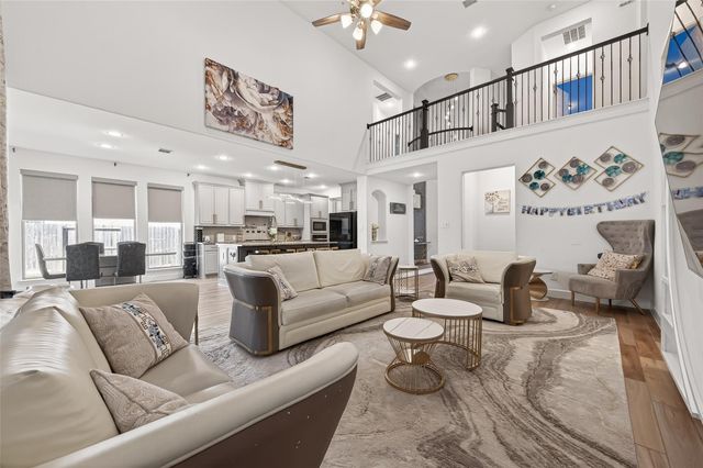 26619 Vega Pointe Lane, Richmond, TX 77406