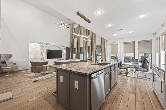 26619 Vega Pointe Lane, Richmond, TX 77406