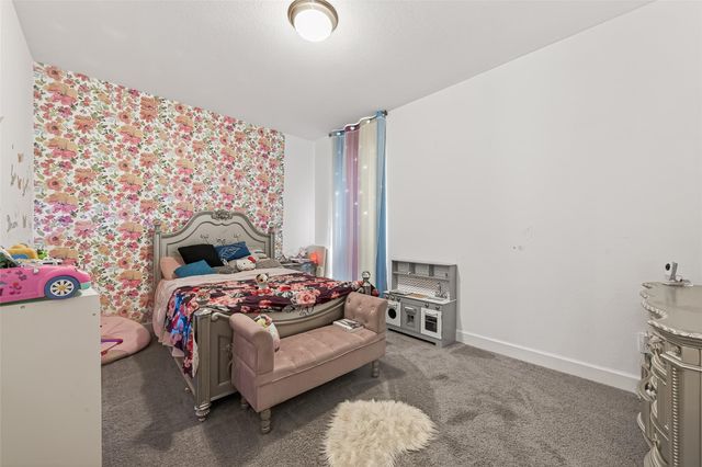 26619 Vega Pointe Lane, Richmond, TX 77406