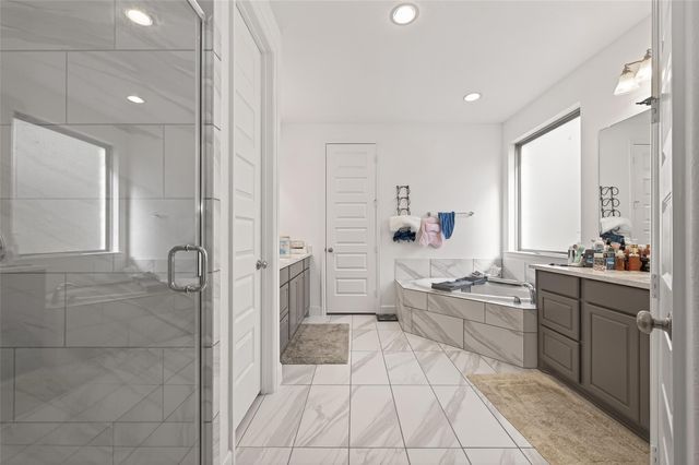 26619 Vega Pointe Lane, Richmond, TX 77406