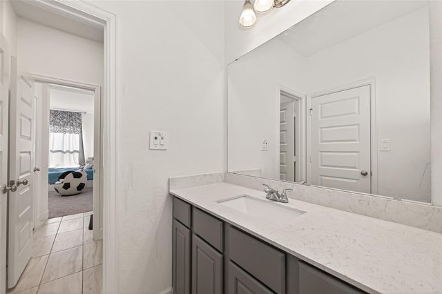 26619 Vega Pointe Lane, Richmond, TX 77406