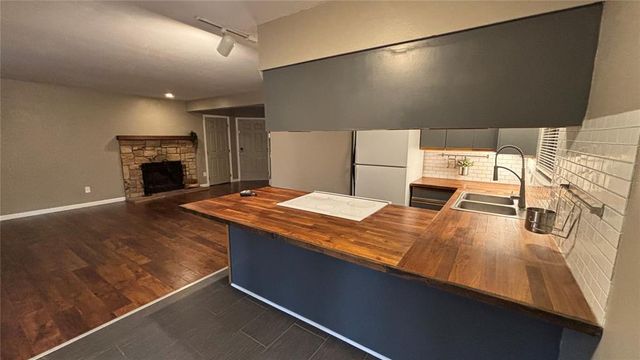 819 E San Miguel Street 2, Colorado Springs, CO 80903