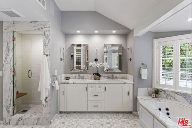 15938 Valley Vista Boulevard, Encino (los Angeles), CA 91436