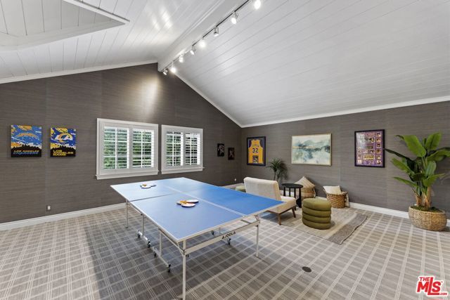 15938 Valley Vista Boulevard, Encino (los Angeles), CA 91436