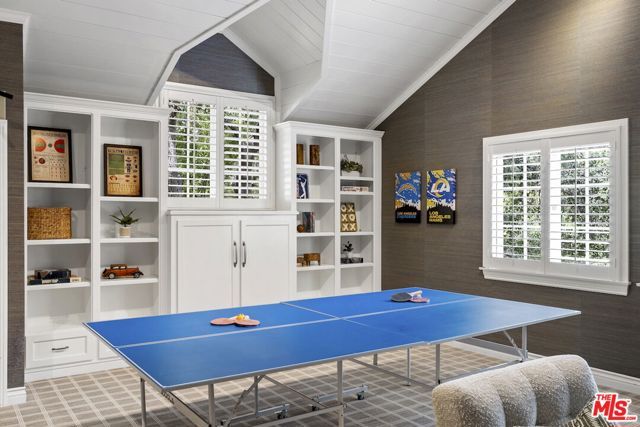 15938 Valley Vista Boulevard, Encino (los Angeles), CA 91436