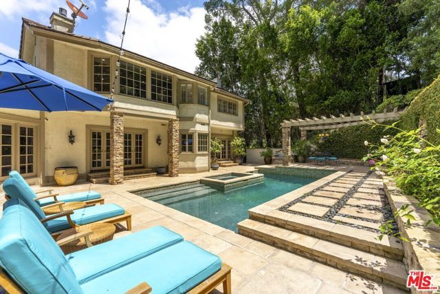 15938 Valley Vista Boulevard, Encino (los Angeles), CA 91436