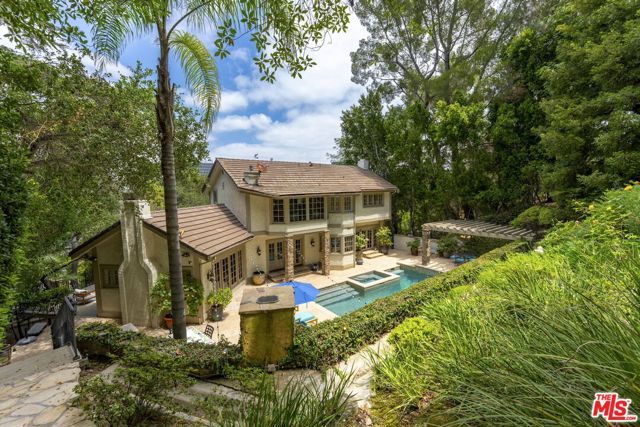 15938 Valley Vista Boulevard, Encino (los Angeles), CA 91436