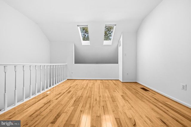 2141 DOMINION WAY, Falls Church, VA 22043