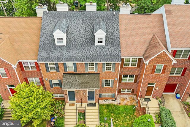 2141 DOMINION WAY, Falls Church, VA 22043