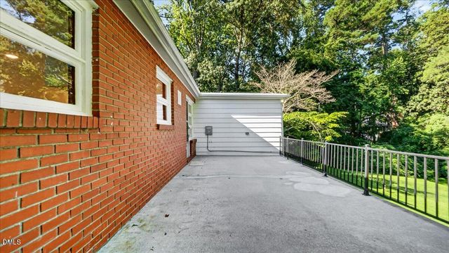 102 Forest Road, Oxford, NC 27565