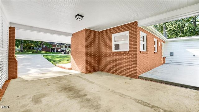 102 Forest Road, Oxford, NC 27565