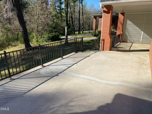 102 Forest Road, Oxford, NC 27565