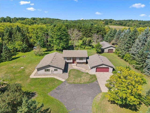 566 Plourde Drive, Somerset, WI 54025