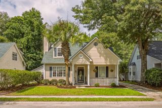 2324 Kennison Lane, Mount Pleasant, SC 29466