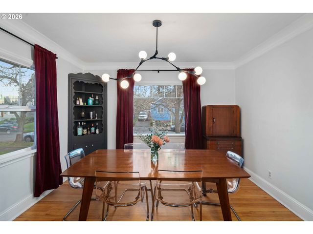 6525 N CAMPBELL Ave, Portland, OR 97217