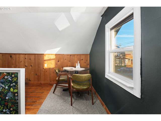 6525 N CAMPBELL Ave, Portland, OR 97217