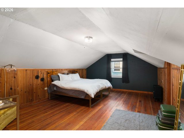 6525 N CAMPBELL Ave, Portland, OR 97217