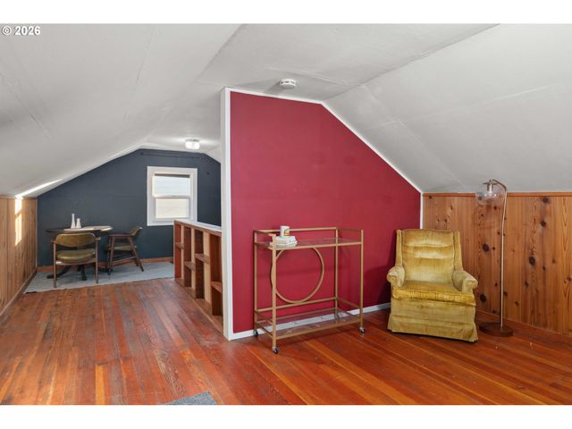 6525 N CAMPBELL Ave, Portland, OR 97217