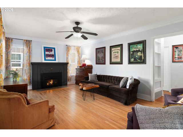 6525 N CAMPBELL Ave, Portland, OR 97217