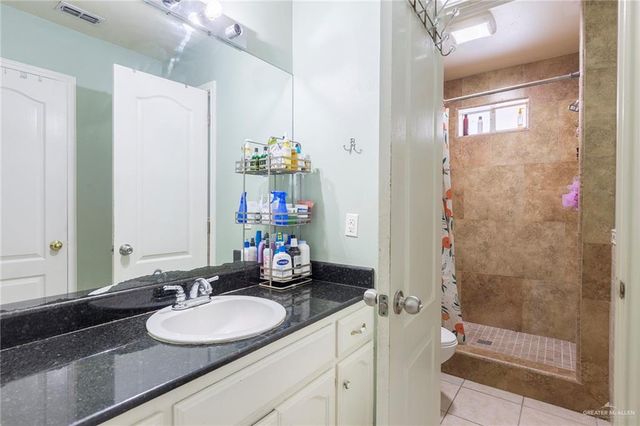 1502 Diamond Avenue, Penitas, TX 78576