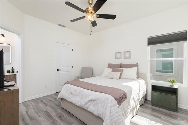 1006 N Clarence Avenue 2, Edinburg, TX 78541