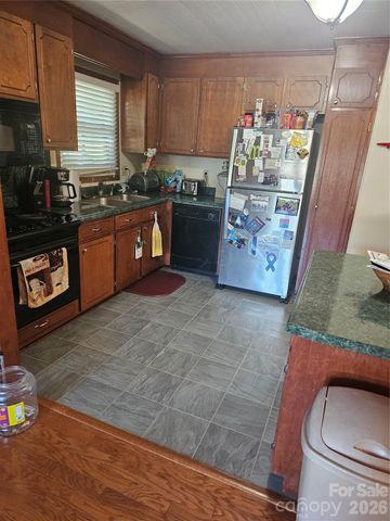 627 Lancer Court NW, Concord, NC 28027
