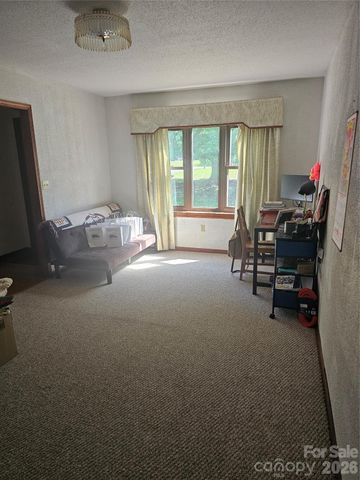 627 Lancer Court NW, Concord, NC 28027