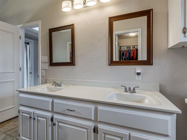 11304 Shasta Lane, Oklahoma City, OK 73162