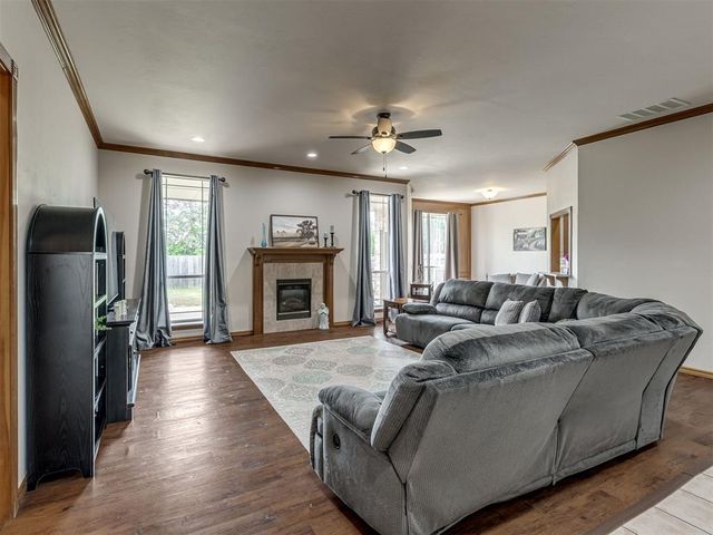 11304 Shasta Lane, Oklahoma City, OK 73162