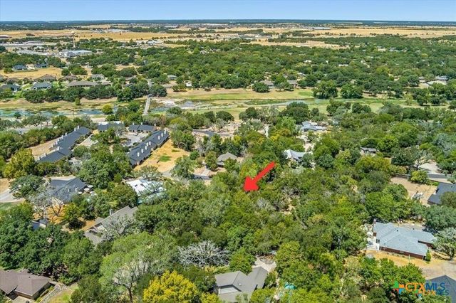 717 Willow Creek Road, Salado, TX 76571