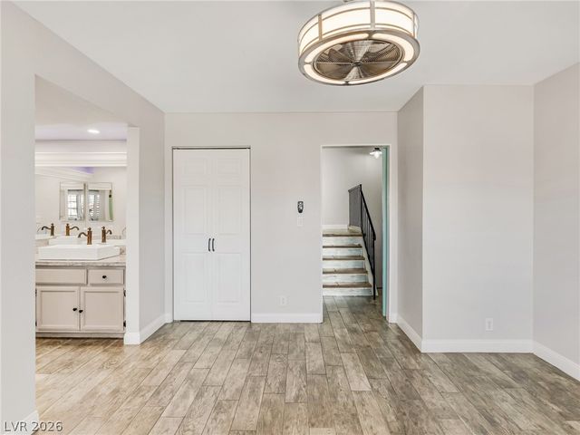 4036 Nook Way, Las Vegas, NV 89103