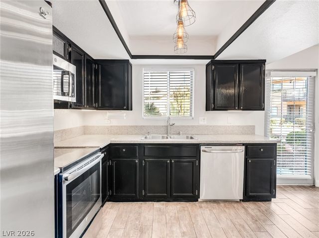 4036 Nook Way, Las Vegas, NV 89103